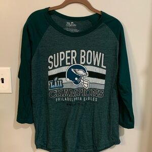 Majestic Philadelphia Eagles Super Bowl LII Champions Women's Raglan T-Shirt - L